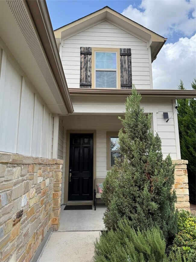 1904 Crimson Rosella Trl in Austin, TX - Building Photo - Building Photo