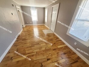 100 W 80th St in Kansas City, MO - Building Photo - Building Photo