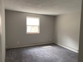 315 Revere St in Canton, MA - Building Photo - Building Photo