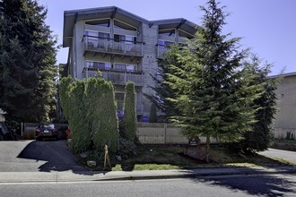 Beverly Cameron Apartments in Everett, WA - Foto de edificio - Building Photo