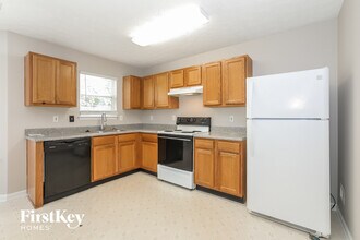 7008 Setters Way in Stonecrest, GA - Foto de edificio - Building Photo