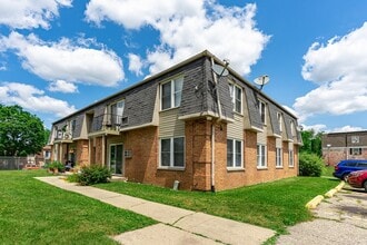 3111 Jacqueline Dr in Rockford, IL - Building Photo - Building Photo