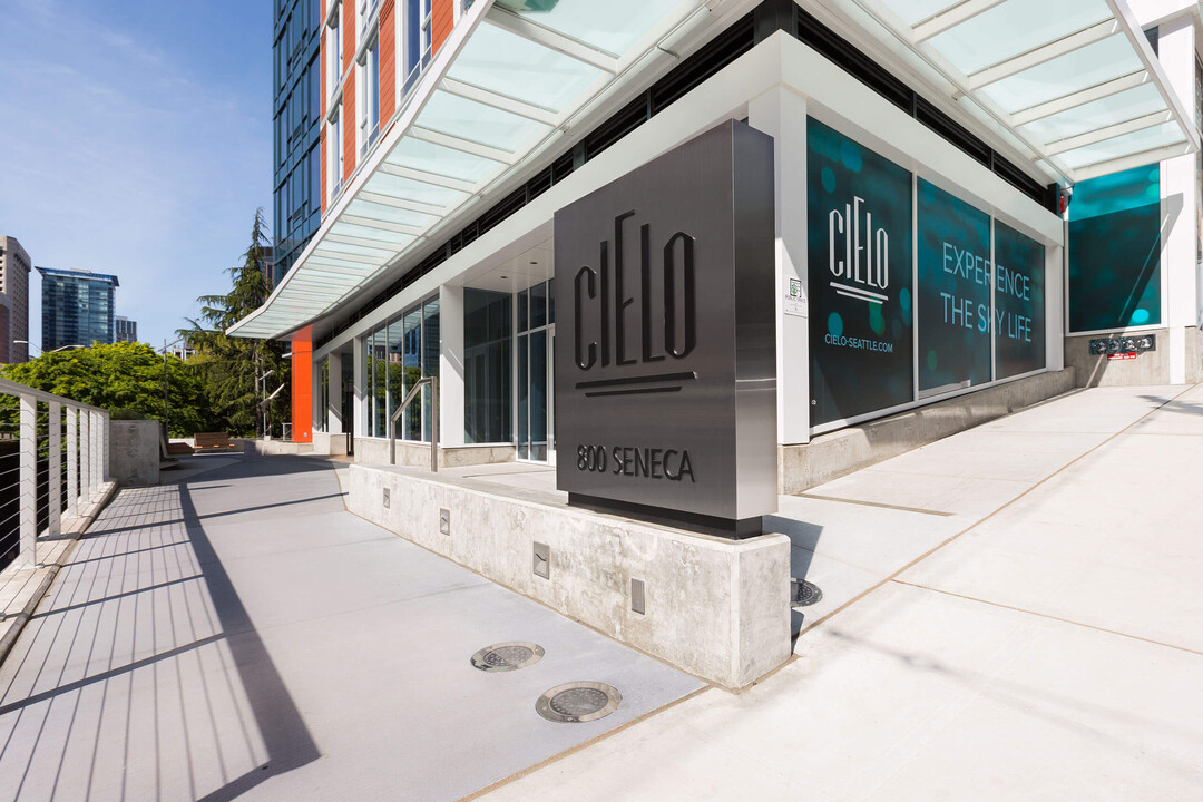 Cielo in Seattle, WA - Foto de edificio