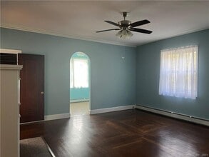 214 Goffe Terrace, Unit 2 in New Haven, CT - Building Photo - Building Photo