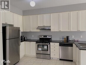 489 Caboto Trail in Markham, ON - Building Photo - Building Photo