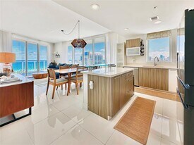 6700 Indian Creek Dr in Miami Beach, FL - Building Photo