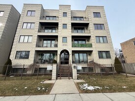 6438 S Woodlawn Ave in Chicago, IL - Building Photo