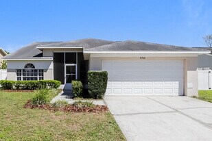 4706 N Dawnmeadow Ct in Plant City, FL - Building Photo