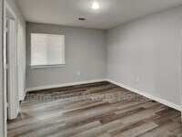 6714 Haight St photo'