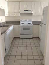 Whitney Towers, L.L.C. (WTL) in Hamden, CT - Building Photo - Building Photo