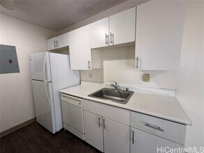 91-1299-1299 Puamaeole St in Ewa Beach, HI - Building Photo - Building Photo