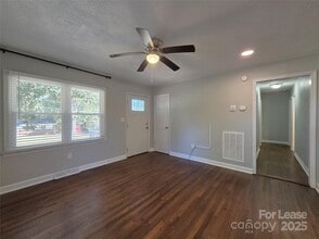 305 Amber Ct SW in Concord, NC - Building Photo - Building Photo