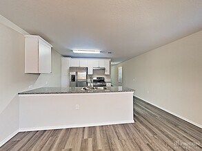 1410 Putters Edge in San Antonio, TX - Building Photo - Building Photo