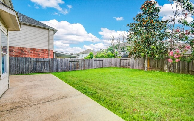 property at 19402 Hickory Meadow Ln