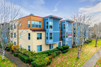 Esperanza - Affordable Senior Housing in Seattle, WA - Building Photo - Building Photo