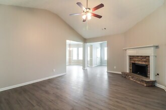 7030 Duncan Walk in Mcdonough, GA - Building Photo - Building Photo