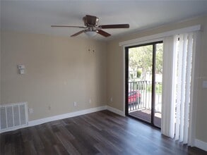 4022 Beaver Ln in Port Charlotte, FL - Foto de edificio - Building Photo