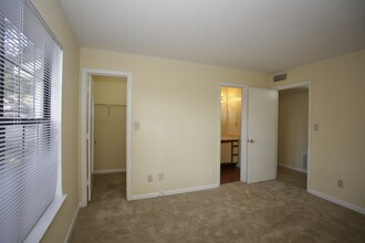 Oak Ridge Trace in Morrow, GA - Foto de edificio - Interior Photo