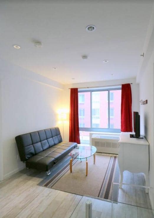 521 W 48th St in New York, NY - Building Photo - Building Photo