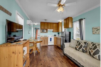 171 Paradise Ave in Gulfport, MS - Building Photo - Building Photo