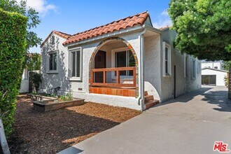 4031 Edenhurst Ave in Los Angeles, CA - Foto de edificio - Building Photo