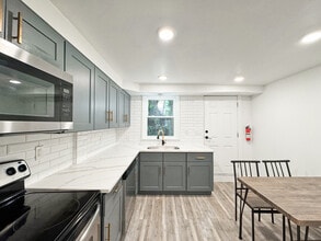 361 Ophelia St in Pittsburgh, PA - Building Photo - Building Photo