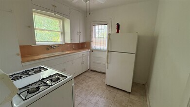 4420 Roseland St in Houston, TX - Building Photo - Building Photo