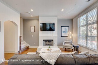 4201-4791 Lomo Alto Dr in Dallas, TX - Building Photo - Building Photo