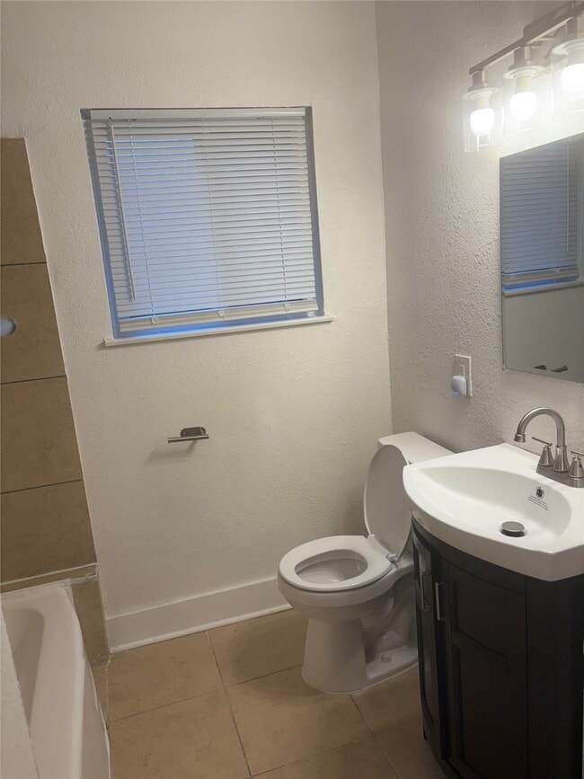 property at 6043 Lyndhurst Dr
