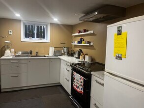 520 Dynes Rd in Burlington, ON - Building Photo - Building Photo