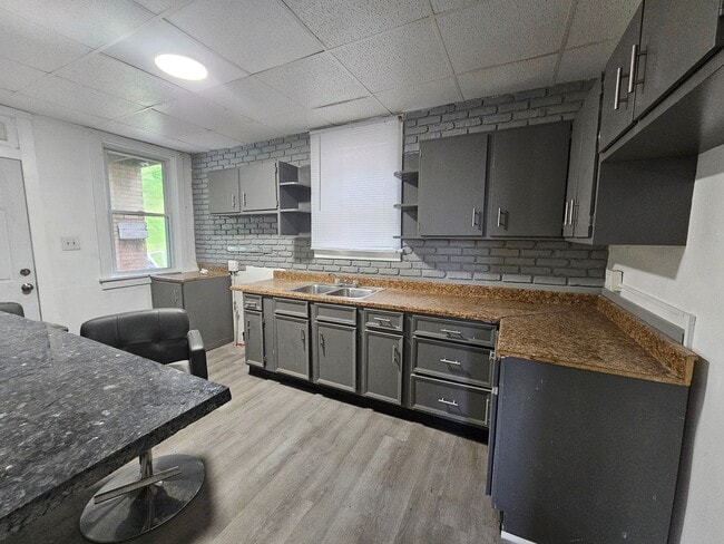 1716 Amanda St in Pittsburgh, PA - Building Photo - Building Photo