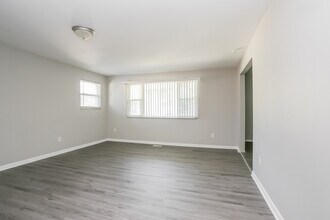 1410 Fairbank Rd in Columbus, OH - Building Photo - Building Photo