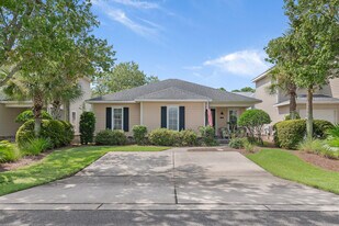 154 Christian Dr in Santa Rosa Beach, FL - Building Photo