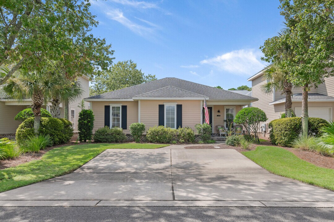 154 Christian Dr in Santa Rosa Beach, FL - Building Photo