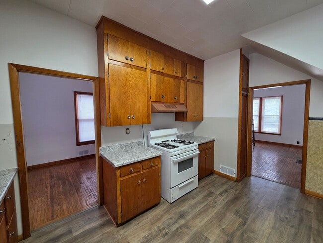 property at 2121 Walnut St