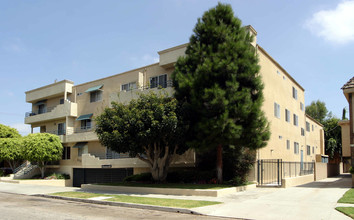 4330 McLaughlin Ave in Los Angeles, CA - Building Photo - Building Photo