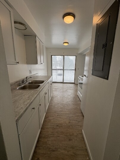 750 E Michigan Ave in Battle Creek, MI - Foto de edificio