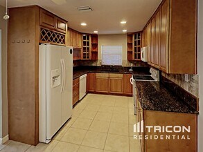 2113 W Herman St in Tampa, FL - Building Photo - Building Photo