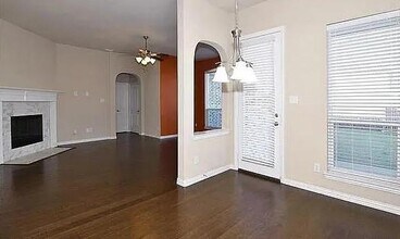 5688 Potter Rd in Frisco, TX - Building Photo - Building Photo