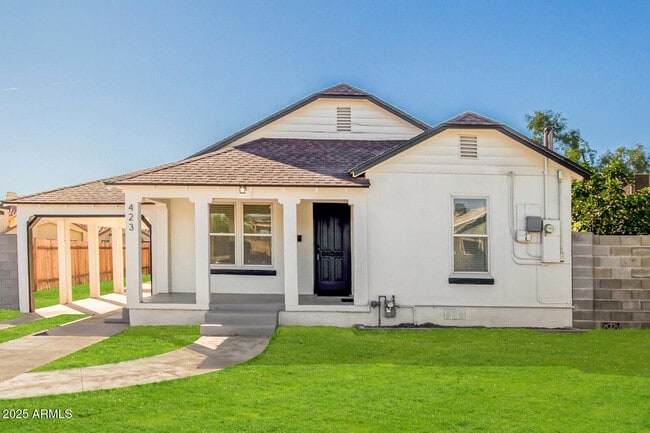 property at 423 E Crescent Ave