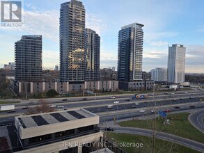 6 Eva Rd in Toronto, ON - Building Photo - Building Photo