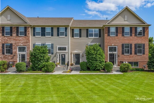 property at 1569 Deer Pointe Dr