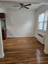 2408 28th St, Unit F3 in Astoria, NY - Foto de edificio - Building Photo
