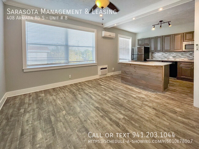 408 Armada Rd S in Venice, FL - Foto de edificio - Building Photo