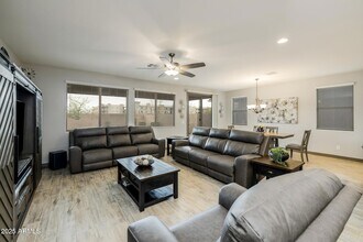 20493 E Thornton Rd, Unit 2 in Queen Creek, AZ - Building Photo - Building Photo