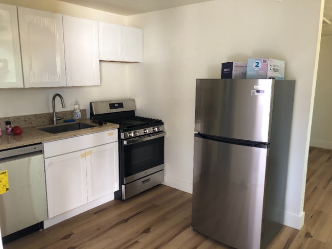 3654 52nd St in Sacramento, CA - Building Photo - Building Photo