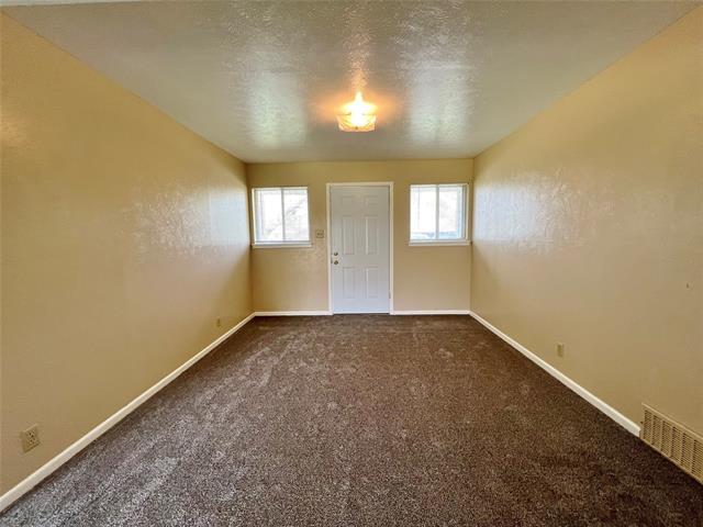 1021 Keechi St photo'