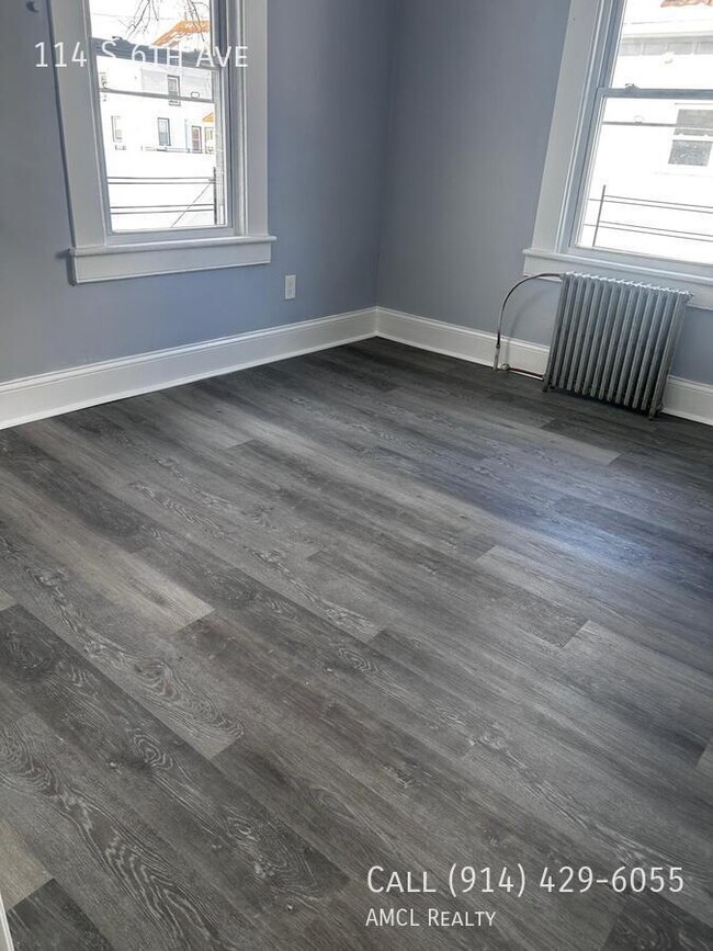 property at 114 S 6th Ave