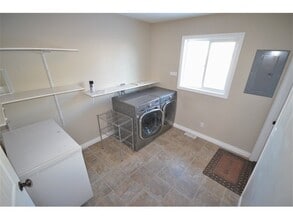 8407-8487 87 St in Fort St John, BC - Building Photo - Building Photo
