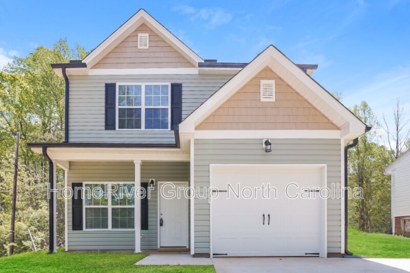 1914 Cedrow Dr in High Point, NC - Building Photo